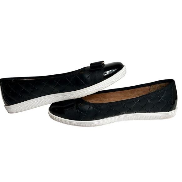 Hush Puppies Black Quilted Slip-On Flats, Size 8 Bow gold metal accent, LIKE NEW - Picture 6 of 8